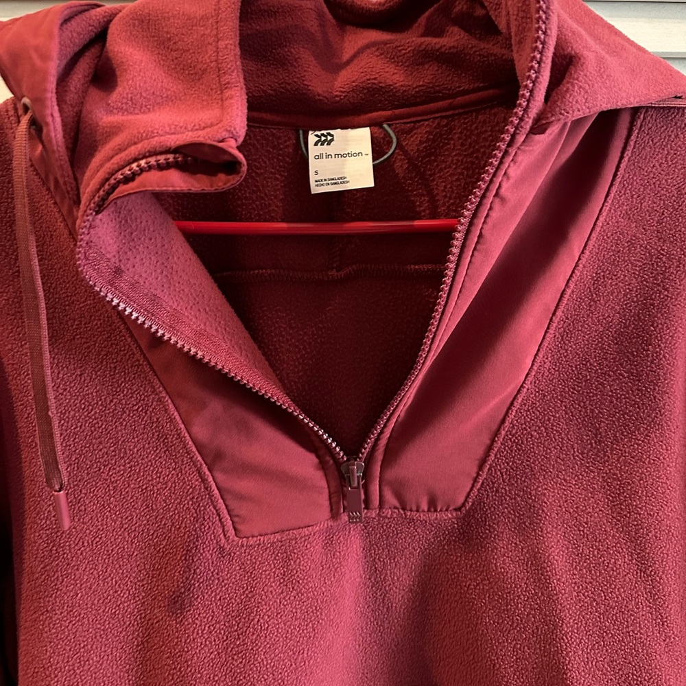 All-in-Motion Pullover